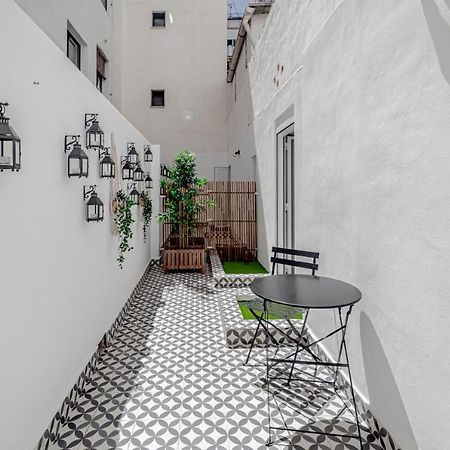 Apartamentos Pino Бенідорм Екстер'єр фото