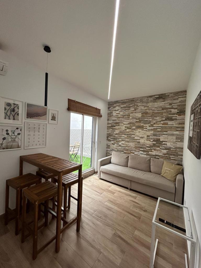 Apartamentos Pino Бенідорм Екстер'єр фото