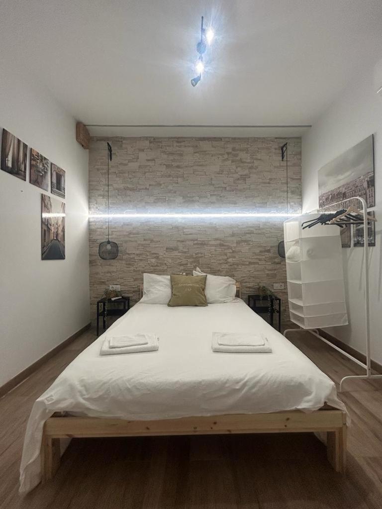 Apartamentos Pino Бенідорм Екстер'єр фото