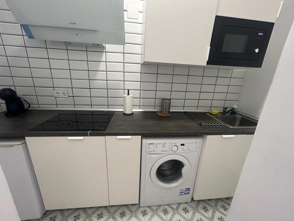 Apartamentos Pino Бенідорм Екстер'єр фото
